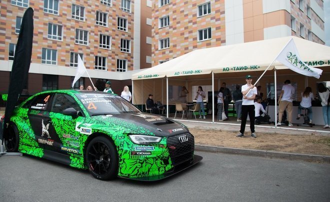 In the beat of TAIF-NK: oil refiners present their platform on Youth Day