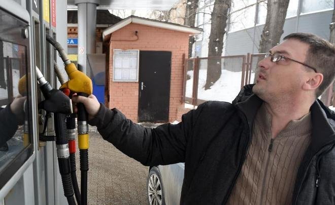 ''Frozen fuel prices mean additional losses, almost everybody is working at a loss now''