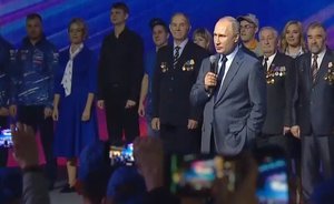 Putin at KAMAZ: ‘People from all over the USSR arrived here, a unique staff was created”