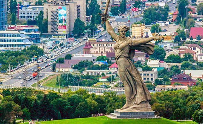 Volgograd: 'Stalin city', Motherland Calls and Soviet cuisine dishes in restaurants