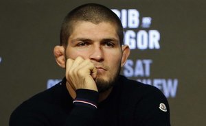 Khabib’s difficult choice: to join show business or stay in UFC and become a legend