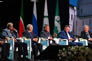 Russian alternative to Suez Canal: road opening to the East