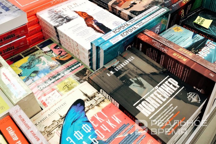Gloom in literature of the world’s happiest countries