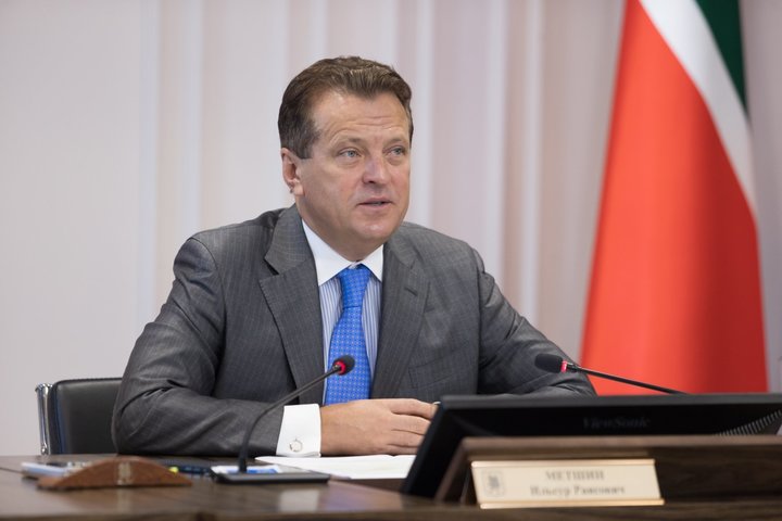 The mayor of Kazan ordered to ‘look retailers in the eyes’ and equip trash bins with video cameras