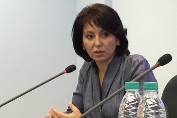 ‘The depth of the drop in sales for everyone is about three times, but the price per square metre will not fall’