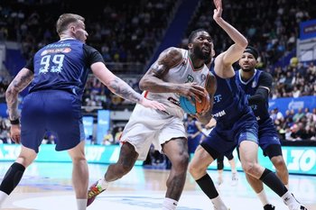 UNICS loses to Zenit for third straight time and leaves St. Petersburg with injured Kulagin