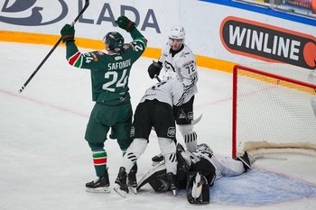 «Ak Bars» skillfully beat «Traktor»: they caught them off guard with counterattacks, and Bilyalov was outstanding in defence