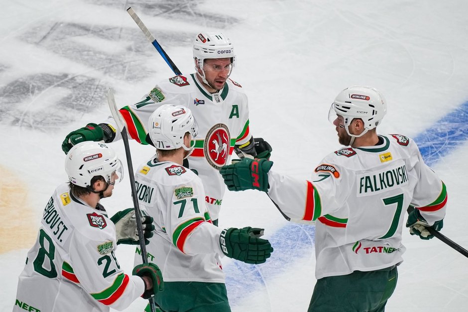 Yashkin and Denisenko are out of favor with Gatiaytulin, Bilyalov is on fire: Ak Bars defeats Salavat Yulaev again