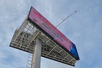 ‘The market is growing due to the capacity of digital formats’: outdoor advertising brings 383 m rub to the budget of Kazan