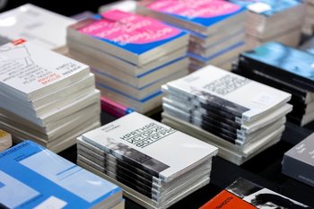 451 degrees Fahrenheit on Wildberries: Russia's book market on the brink of irreversible losses