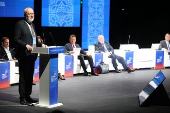 Thousands of lawyers gather in Kazan to challenge attorneys’ monopoly and ‘harness’ AI