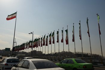 Why are Trump's 25% duties on Iran's partner countries good for Russia?