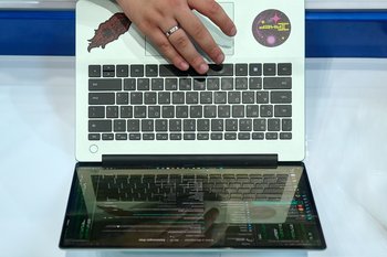 From traffic accidents to investments: main fraud schemes that make Russians lose billions