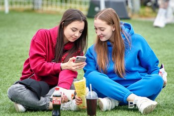 Korean Wave: viral K-pop clips to remain in open access?