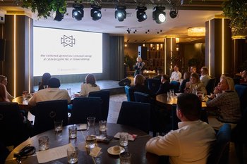 An ode to pies and expectation of 5 million tourists