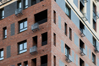 Could investment in Russian real estate collapse by the end of 2025?