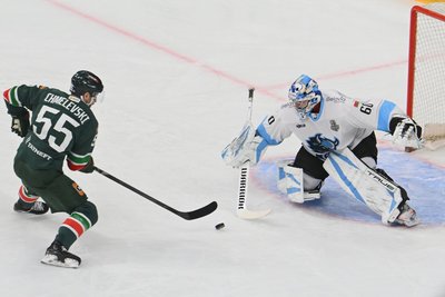 Minsk's house of cards crumbles in Kazan: Ak Bars pushes Kvartalnov to the brink of Gagarin Cup elimination