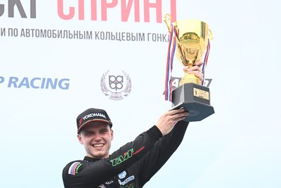 Vladimir Soldatov from TAIF Motorsport wins the Kazan stage of SMP RSKG